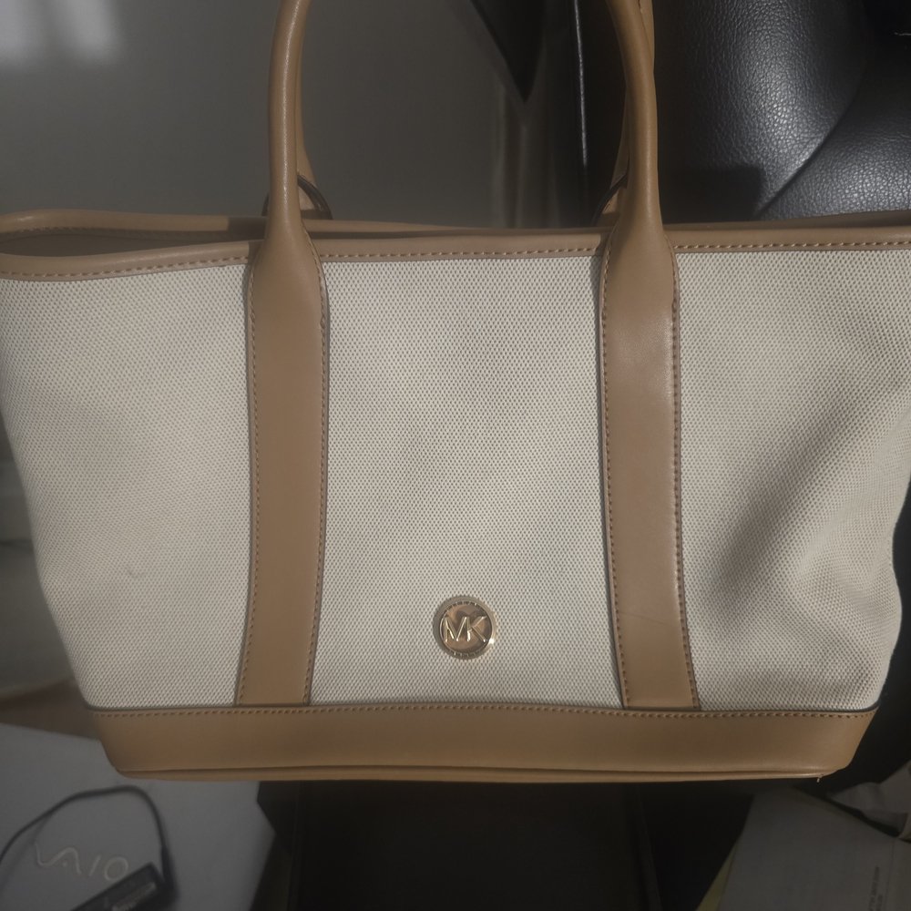 Michael Kors Tan and Cream Tote Bag